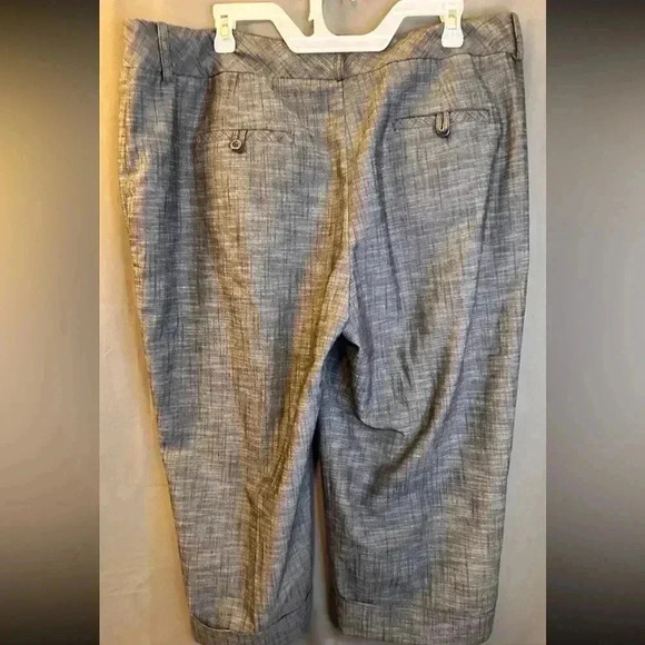 Larry Levine Women's Capris Dark Gray Size 18W EUC - Picture 6 of 10